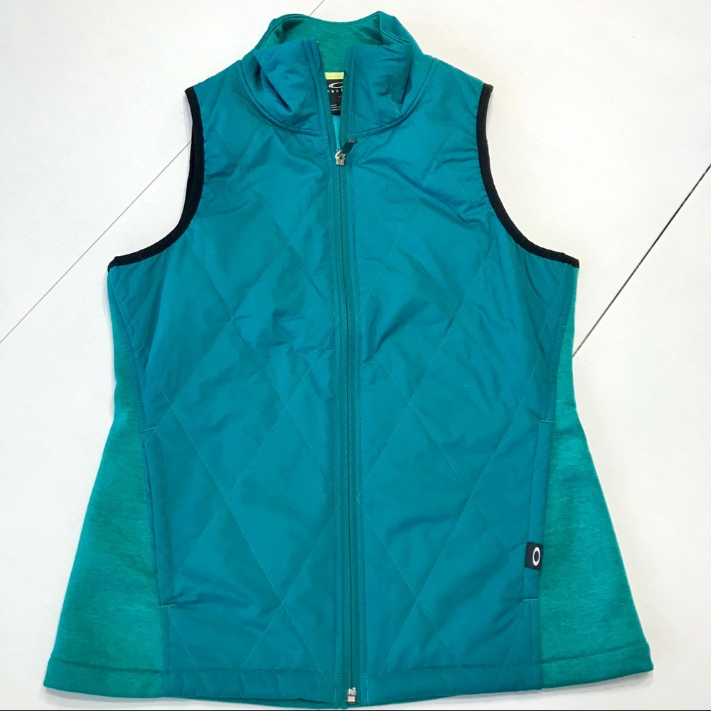 Oakley quilted vest aqua